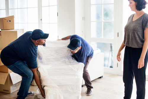 //trigmoving.com/wp-content/uploads/2018/12/packing-services-2.jpg
